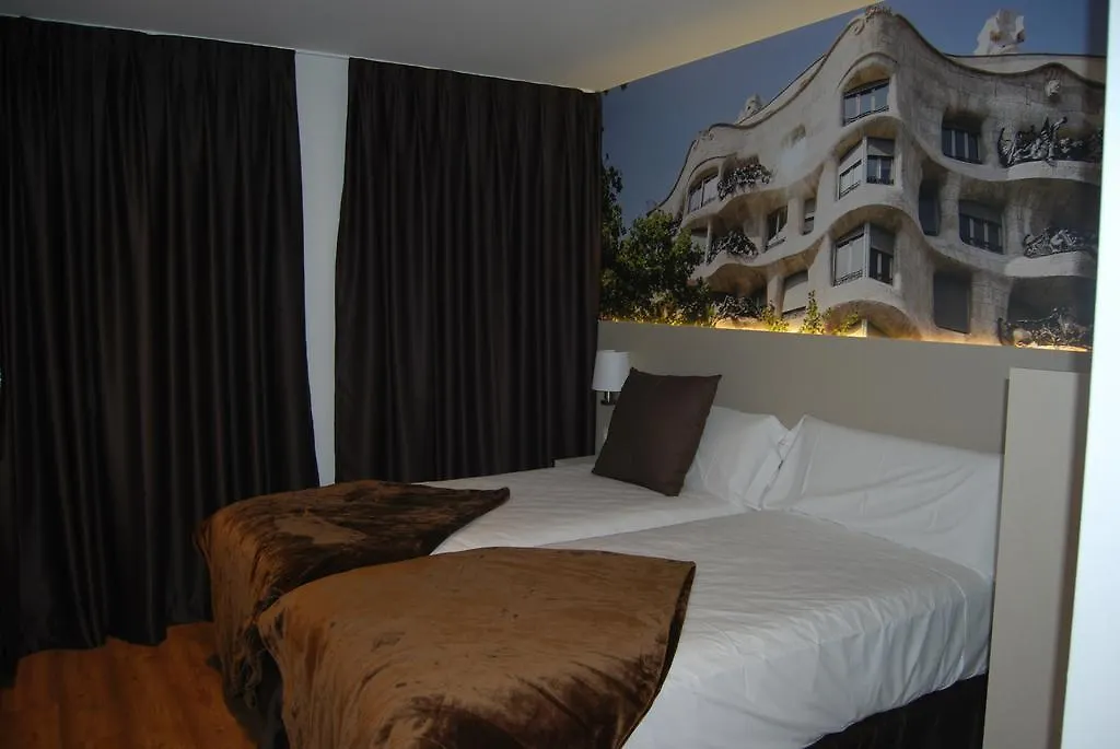 Hotel Bestprice Gracia Barcelona 0*,  Espanha